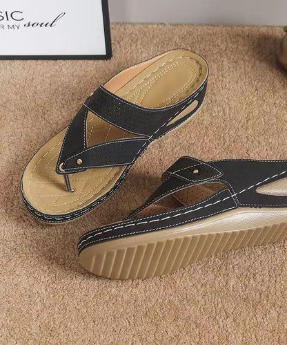 Beautifully Crafted Sandals in a Classic Style