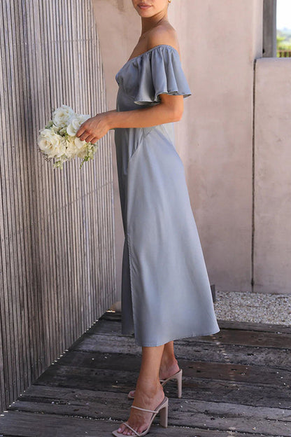 Well Tailored Dress with a Graceful Silhouette