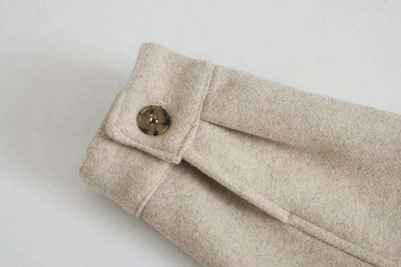 Effortlessly Elegant Shirt with a Timeless Design
