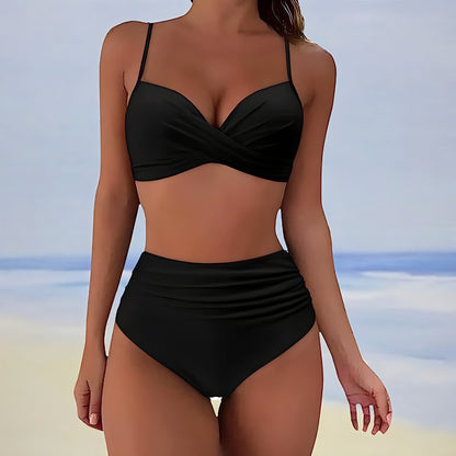 Effortlessly Elegant Bikini with a Timeless Design