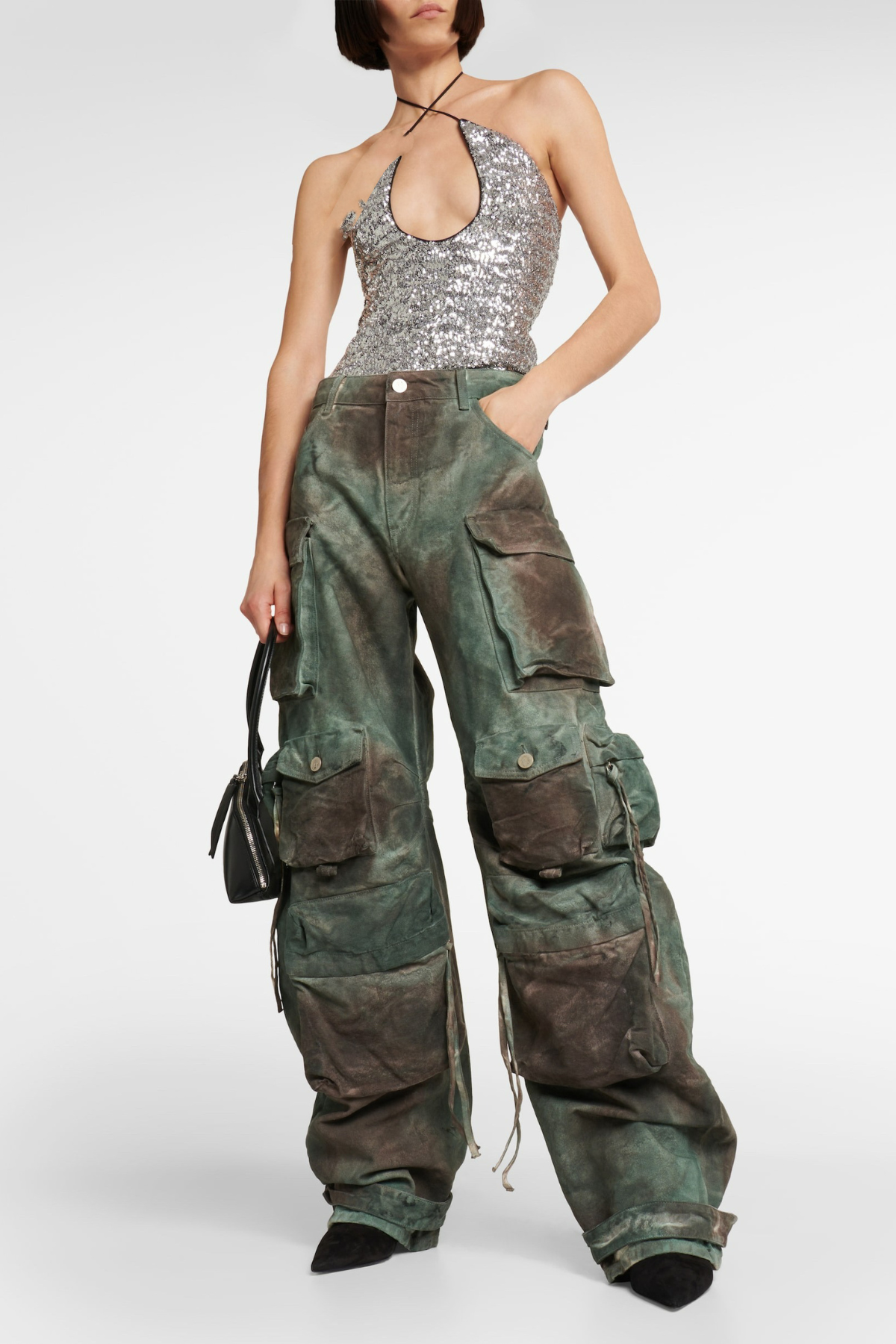 Beautifully Finished Garment in a Timeless Design