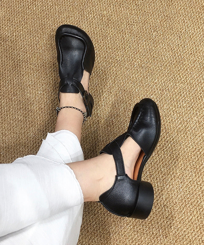 Elegantly Styled Sandals for Everyday Wear