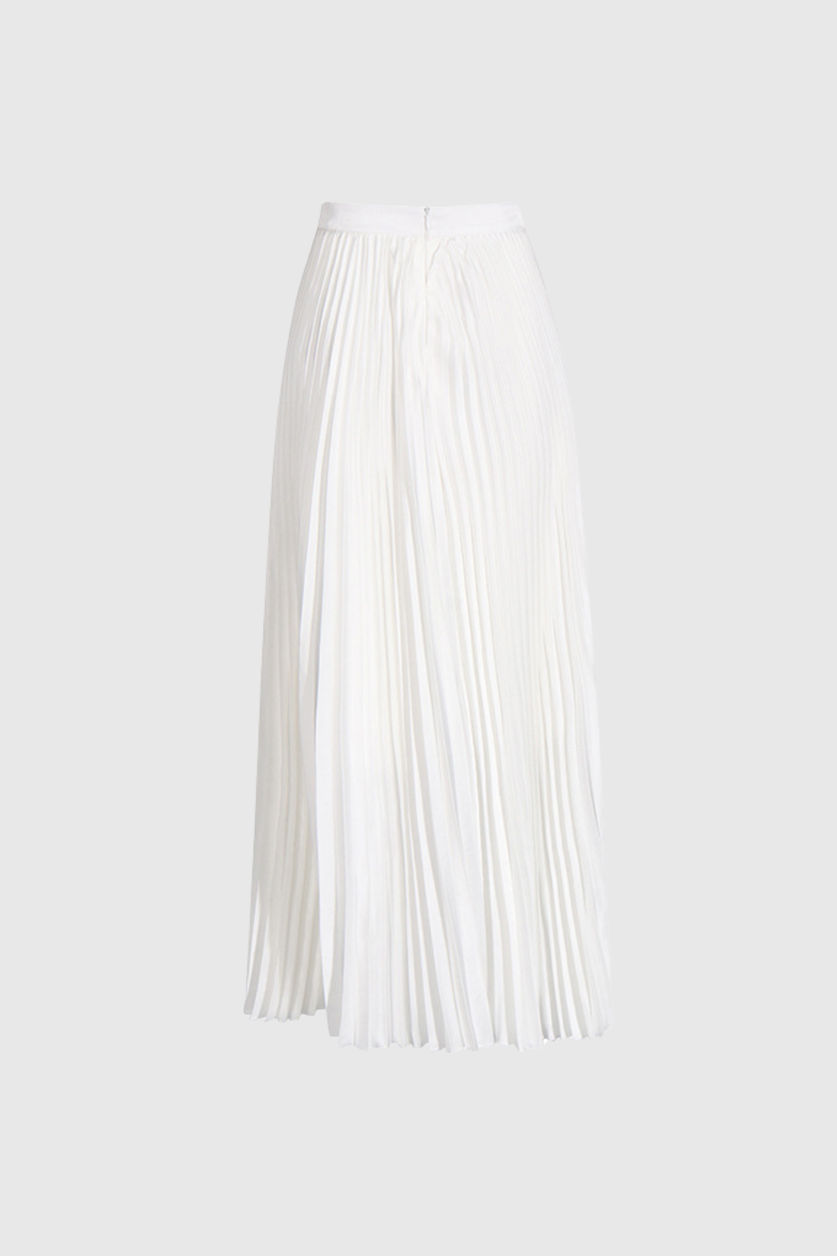 Effortlessly Elegant Garment with a Timeless Design