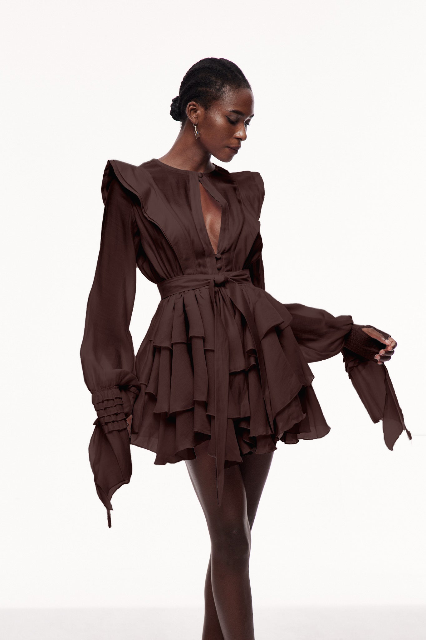 Well Tailored Dress with a Graceful Silhouette