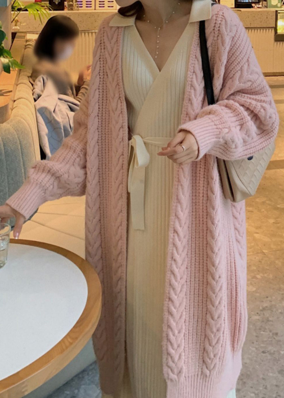Elegantly Styled Cardigan for Everyday Wear