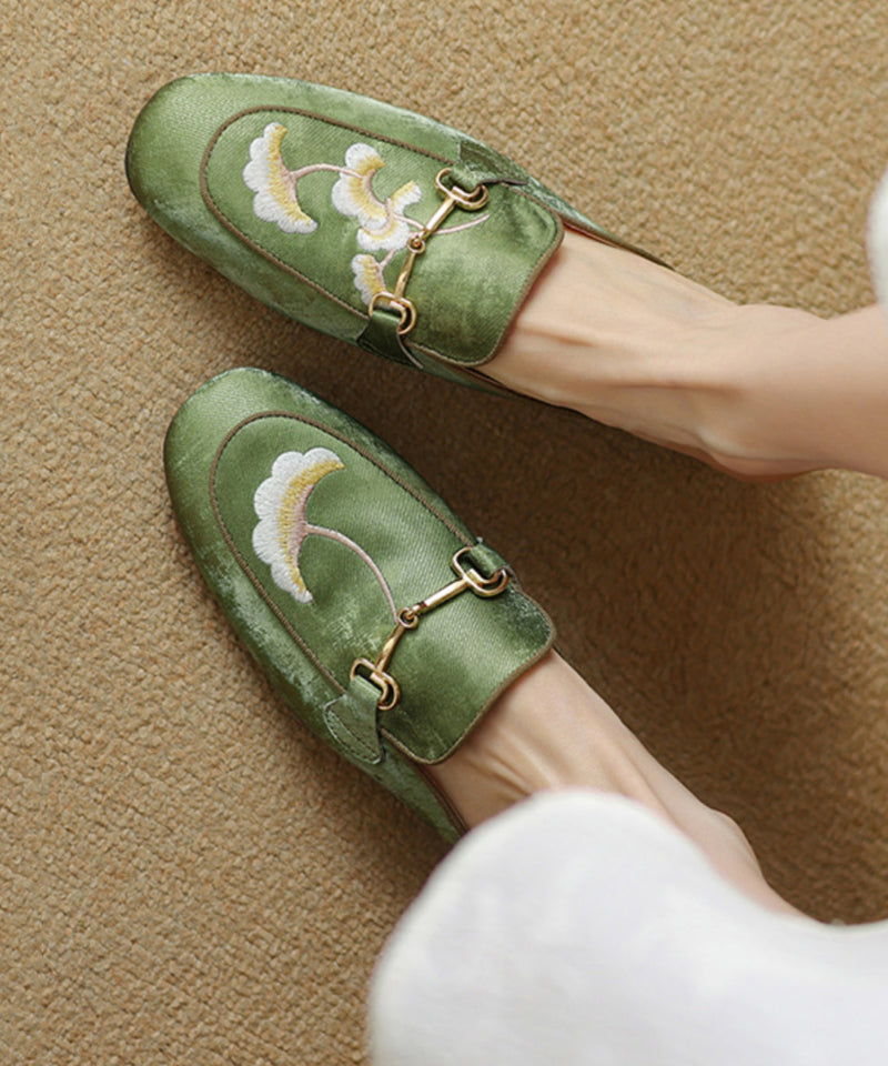 Beautifully Finished Sandals in a Timeless Design