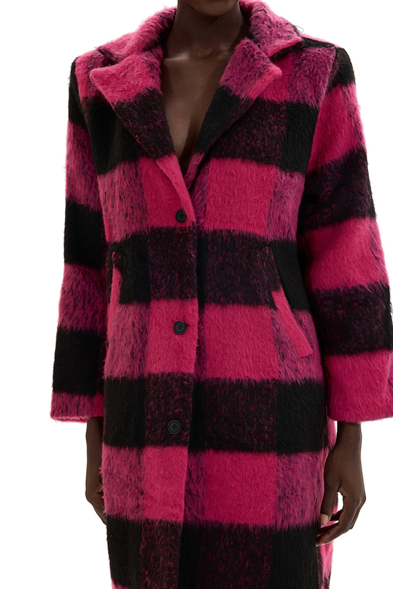 Beautifully Finished Coat in a Timeless Design