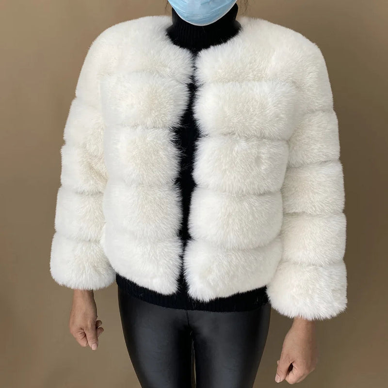 Gracefully Styled Coat for Any Occasion