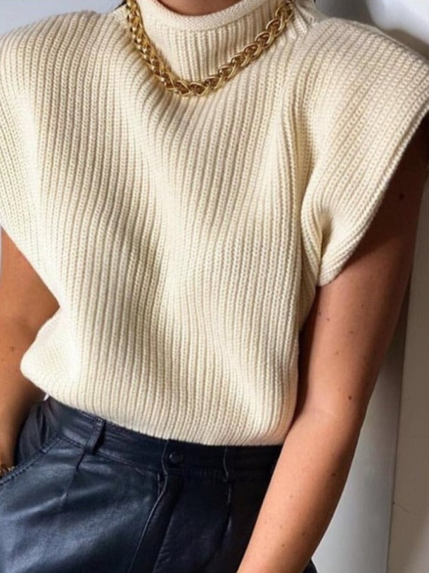 Effortlessly Elegant Top with a Timeless Design