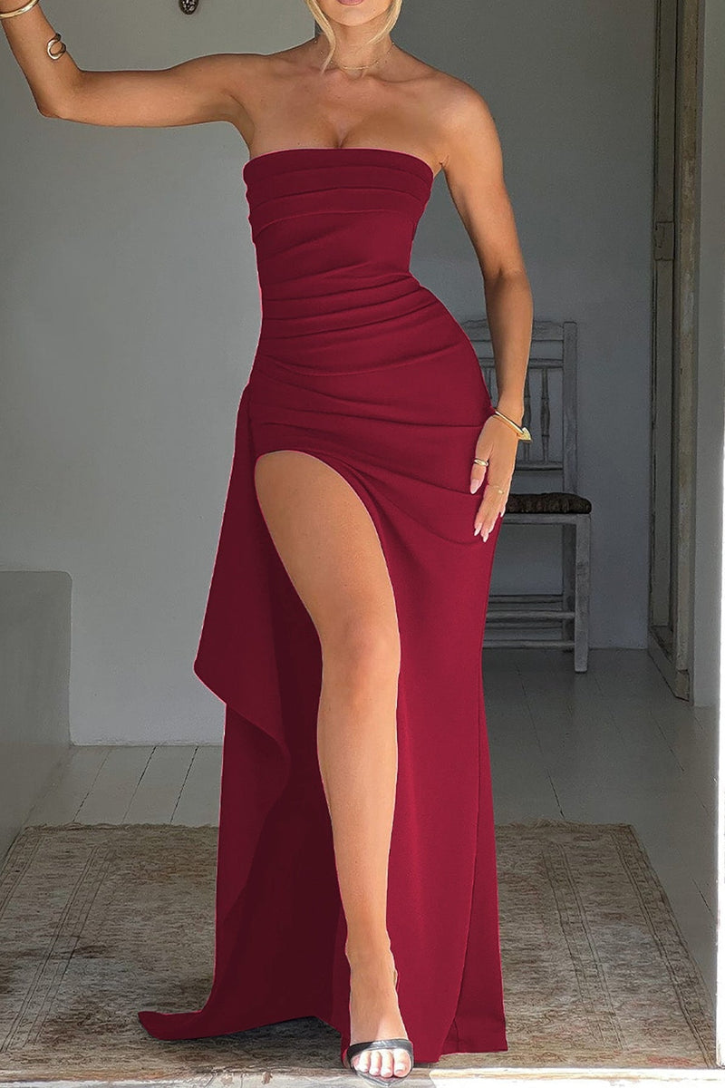 Sophisticated Dress with a Clean Classic Look