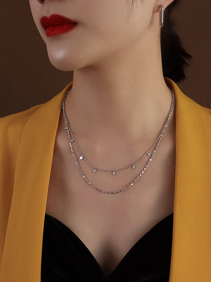 Effortlessly Elegant Garment with a Timeless Design