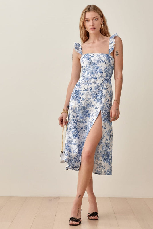 Sophisticated Dress with a Clean Classic Look