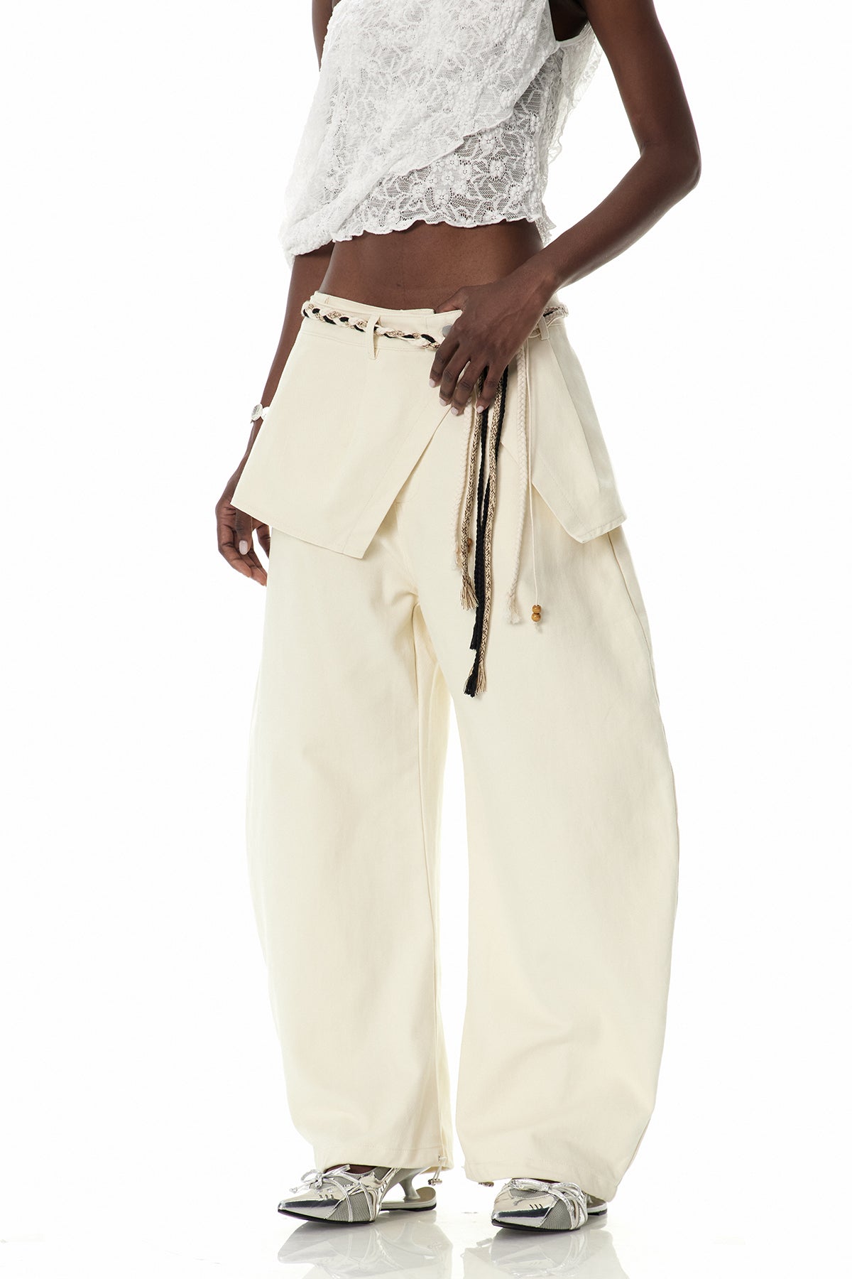 Sophisticated Pants with a Clean Classic Look
