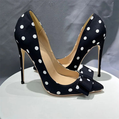 Polished Heels with an Effortless Classic Look