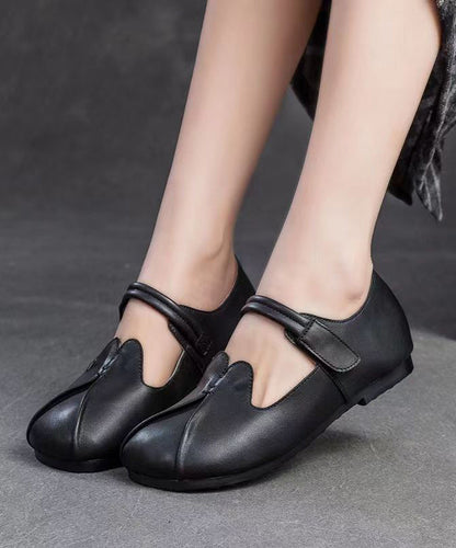 Polished Shoes with an Effortless Classic Look