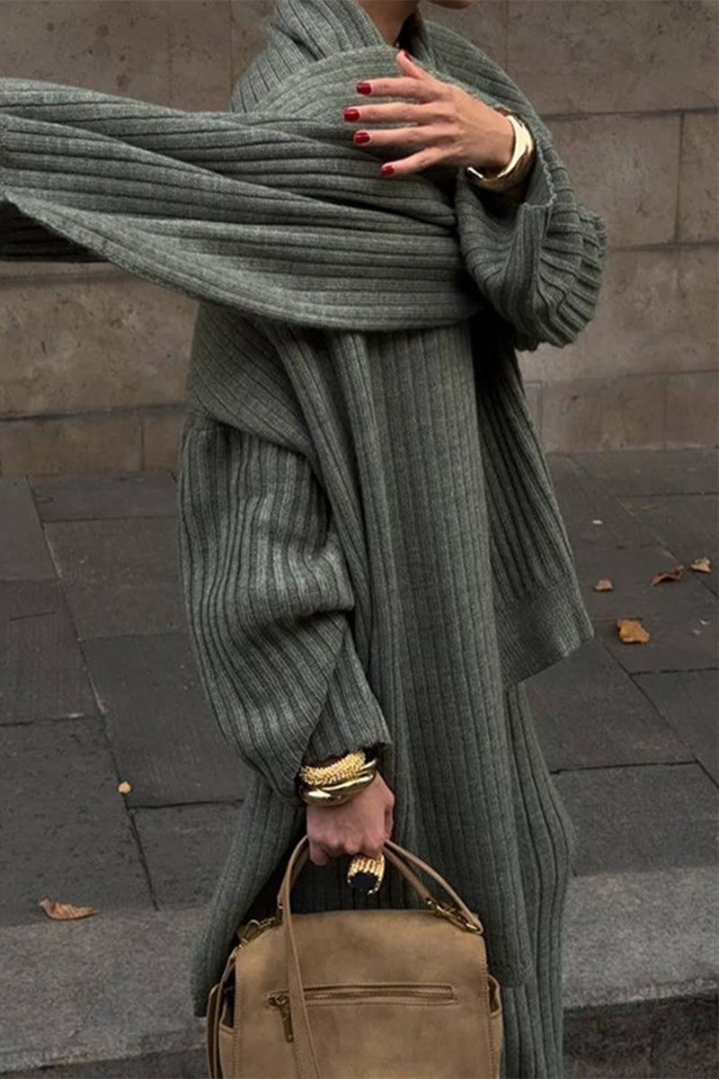 Beautifully Finished Garment in a Timeless Design