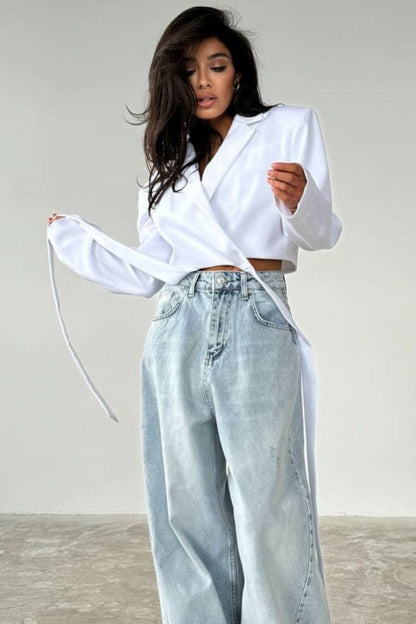 Well Tailored Garment with a Graceful Silhouette