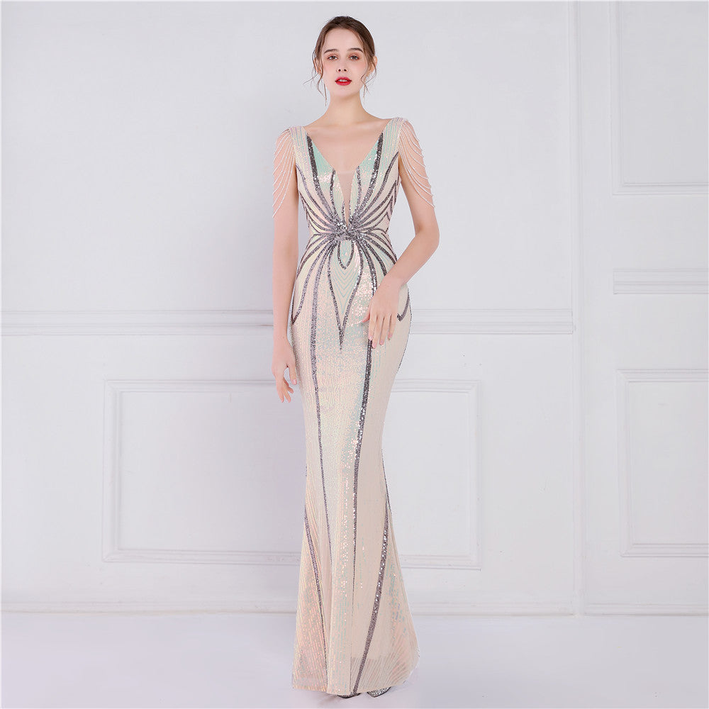 Gracefully Styled Dress for Any Occasion