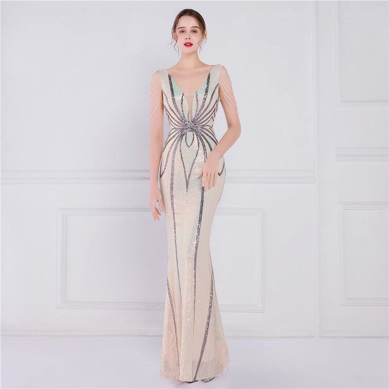 Gracefully Styled Dress for Any Occasion