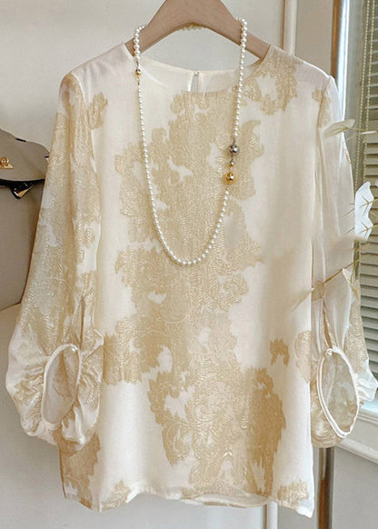 Effortlessly Elegant Blouse with a Timeless Design