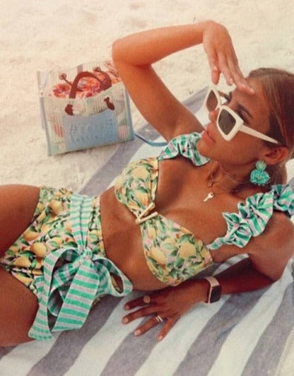 Well Tailored Swimsuit with a Graceful Silhouette