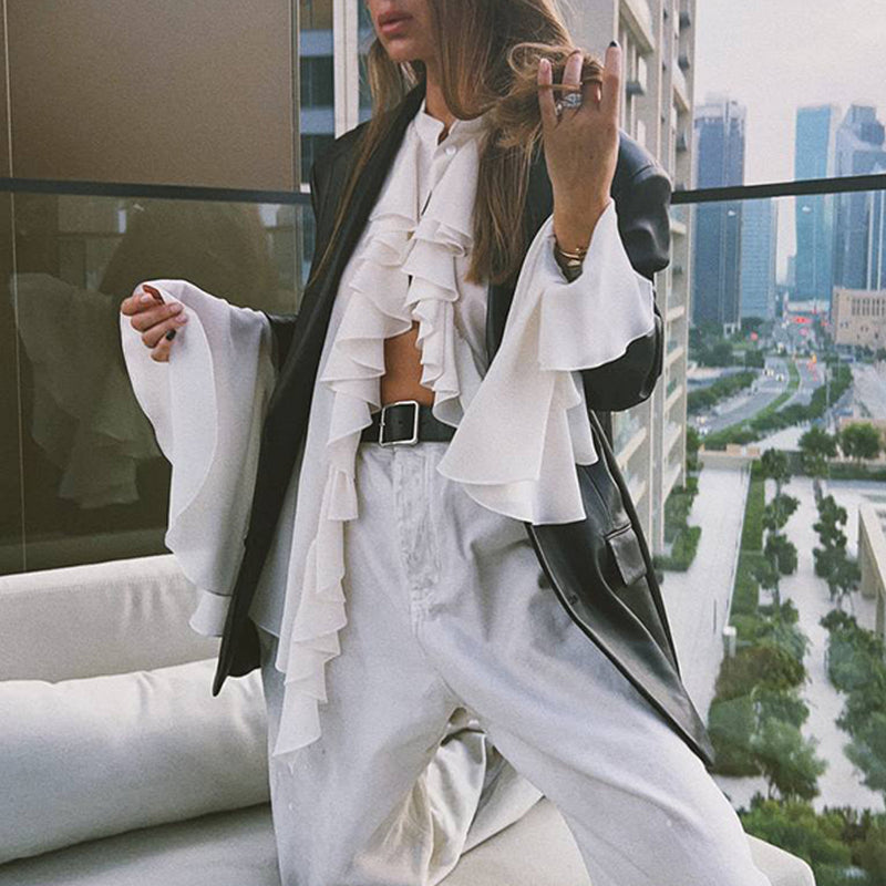 Effortlessly Elegant Blouse with a Timeless Design