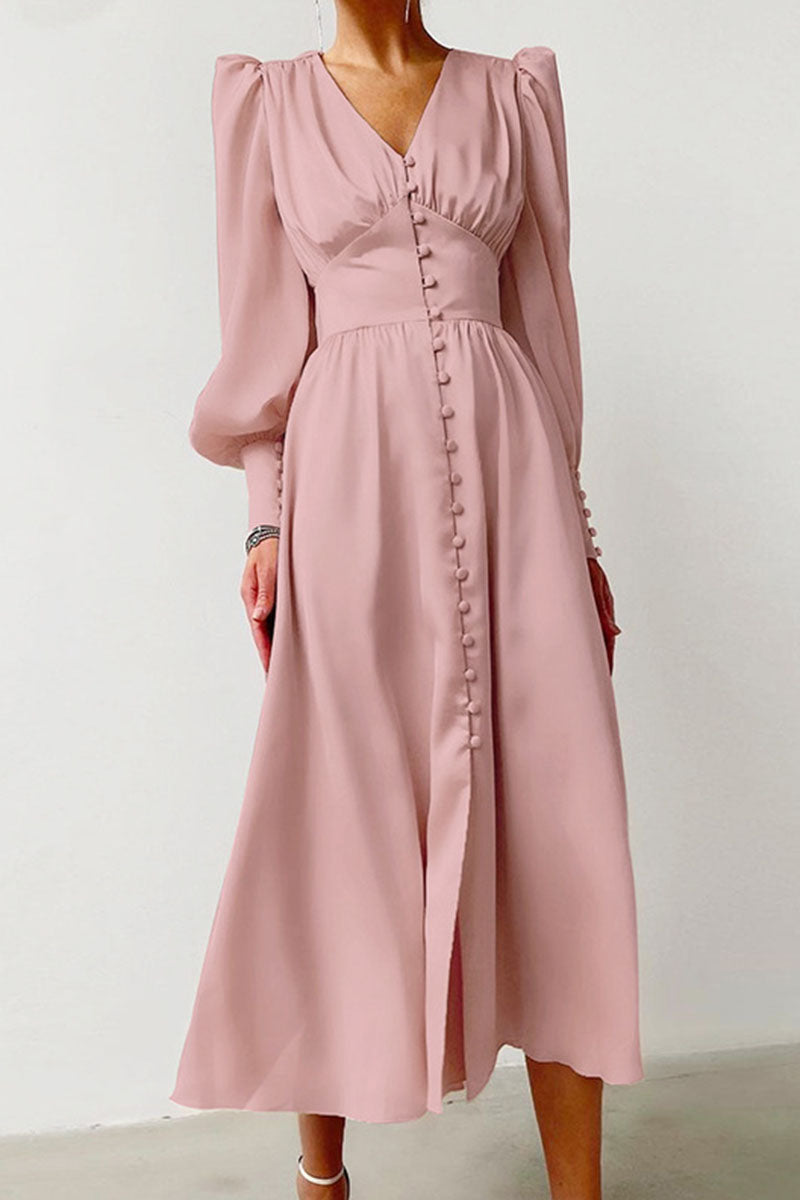 Well Tailored Dress with a Graceful Silhouette
