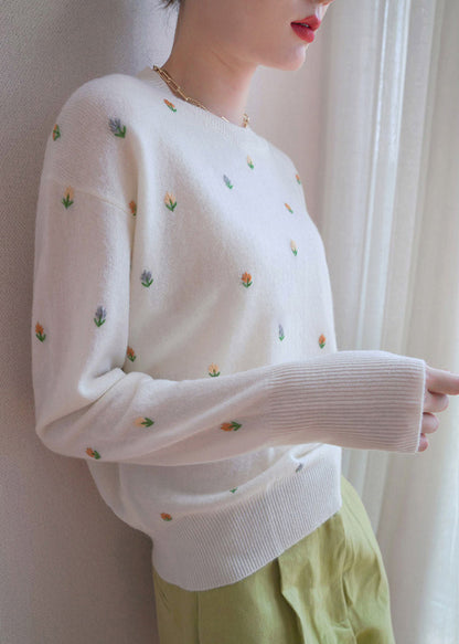 Gracefully Styled Sweater for Any Occasion