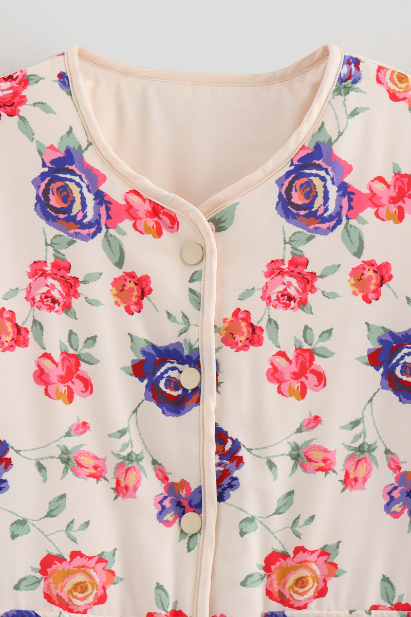 Beautifully Finished Garment in a Timeless Design