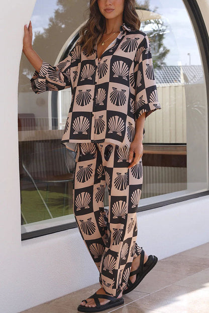 Classic Vintage & Enduringly Stylish Shirt