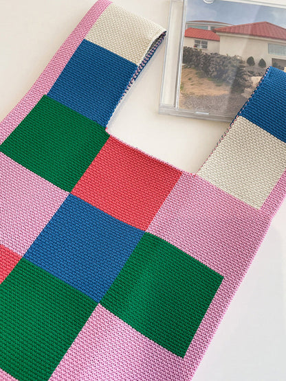 Effortlessly Elegant Bag with a Timeless Design