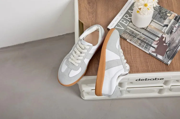 Classic Vintage Sneakers with a Flattering Fit