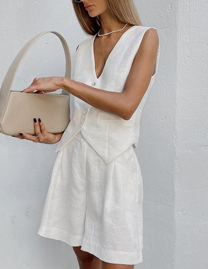 Sophisticated Garment with a Clean Classic Look