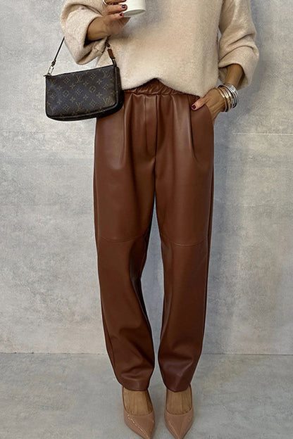 Sophisticated Pants with a Clean Classic Look