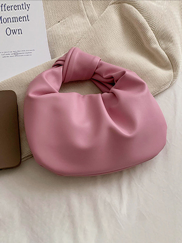 Well Tailored Bag with a Graceful Silhouette