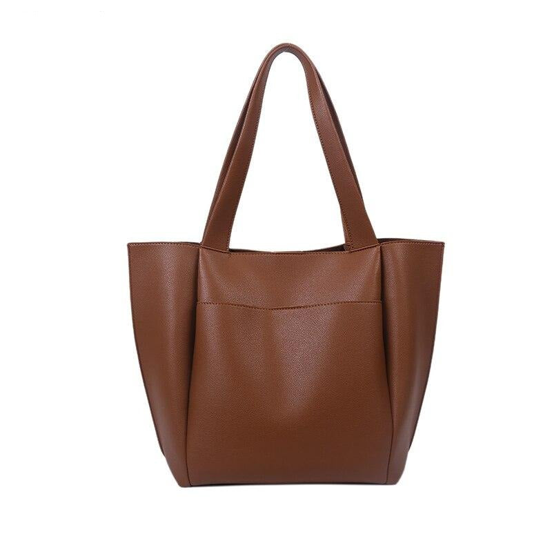 Beautifully Finished Bag in a Timeless Design