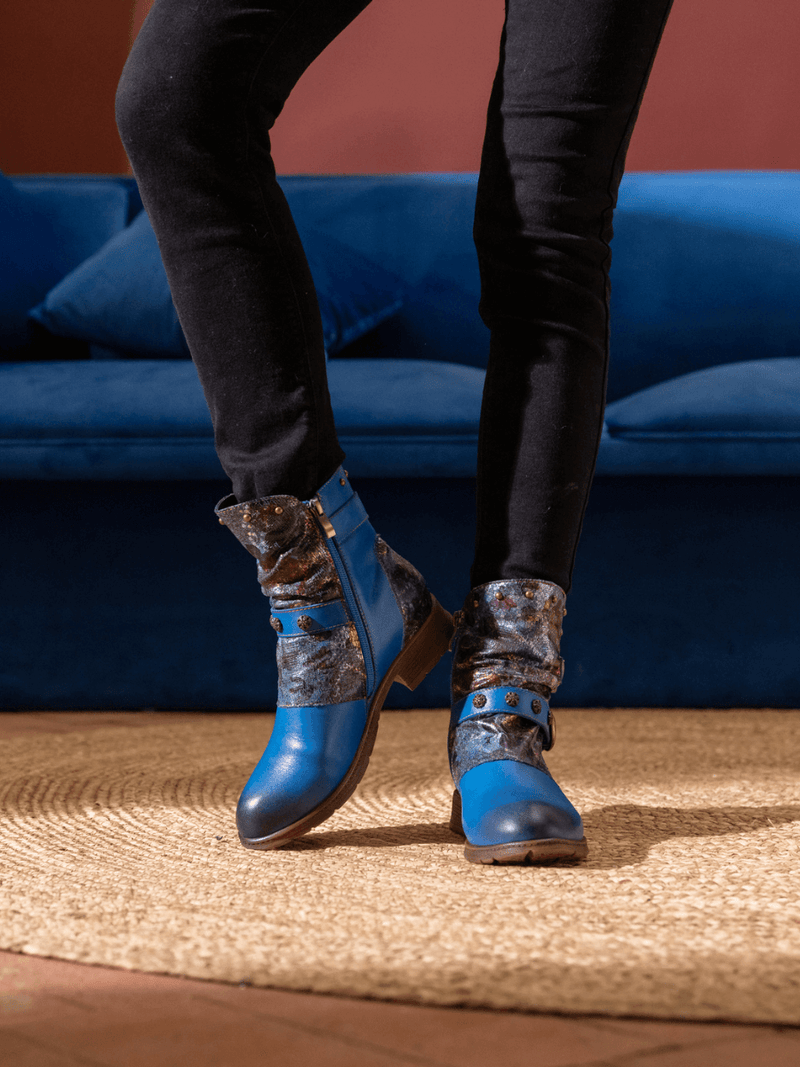 Classic Vintage Boots with a Flattering Fit