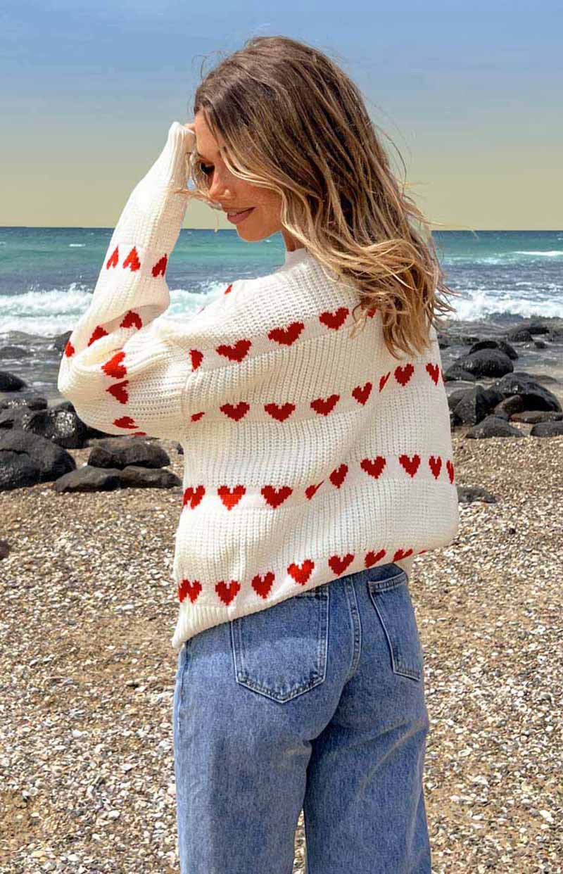 Beautifully Finished Sweater in a Timeless Design