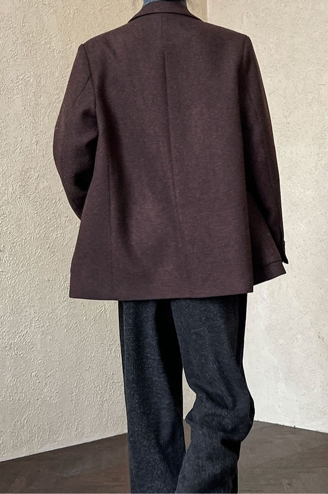 Gracefully Styled Garment for Any Occasion
