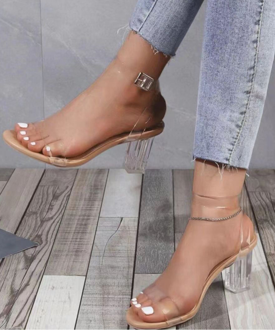 Beautifully Crafted Sandals in a Classic Style