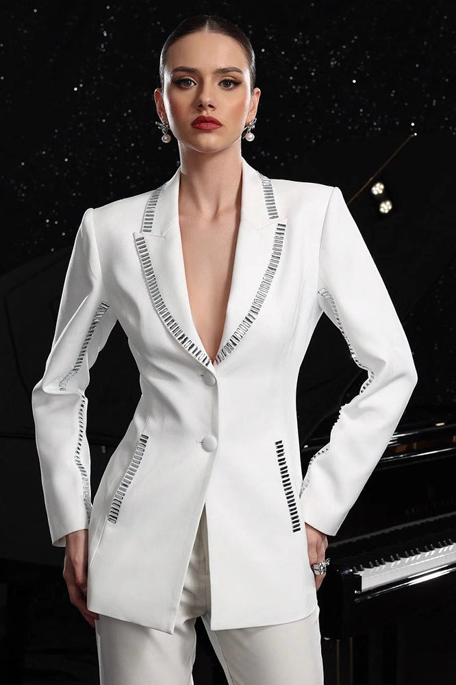 Polished Garment with an Effortless Classic Look
