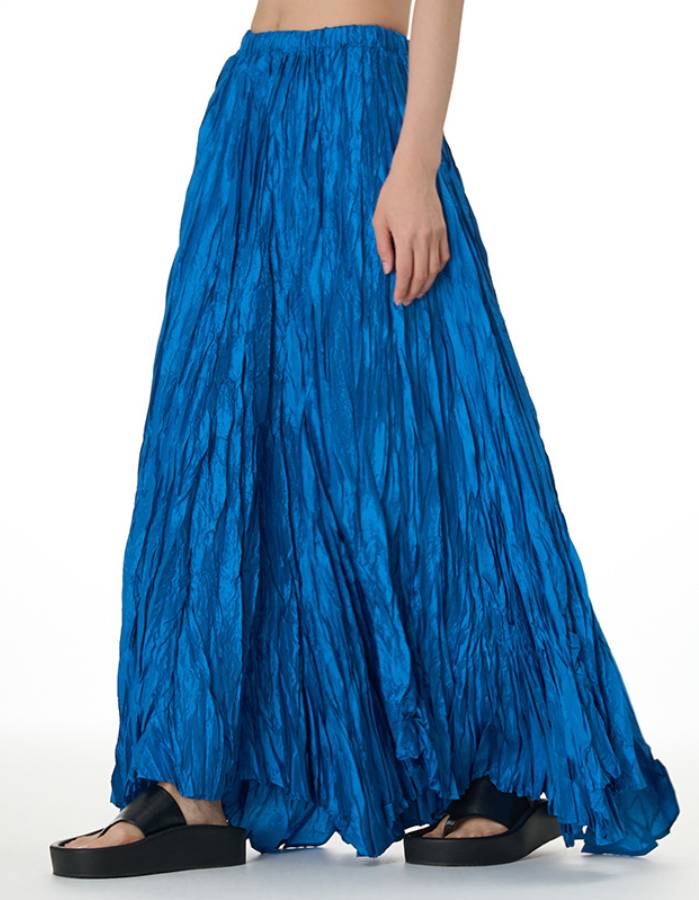 Beautifully Finished Garment in a Timeless Design