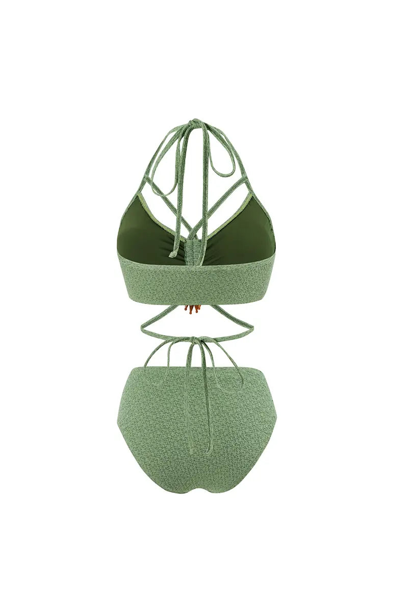 Beautifully Finished Bikini in a Timeless Design