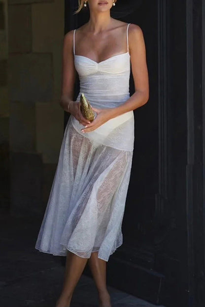 Beautifully Crafted Dress in a Classic Style