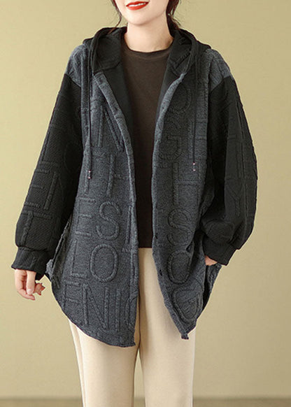 Well Tailored Coat with a Graceful Silhouette