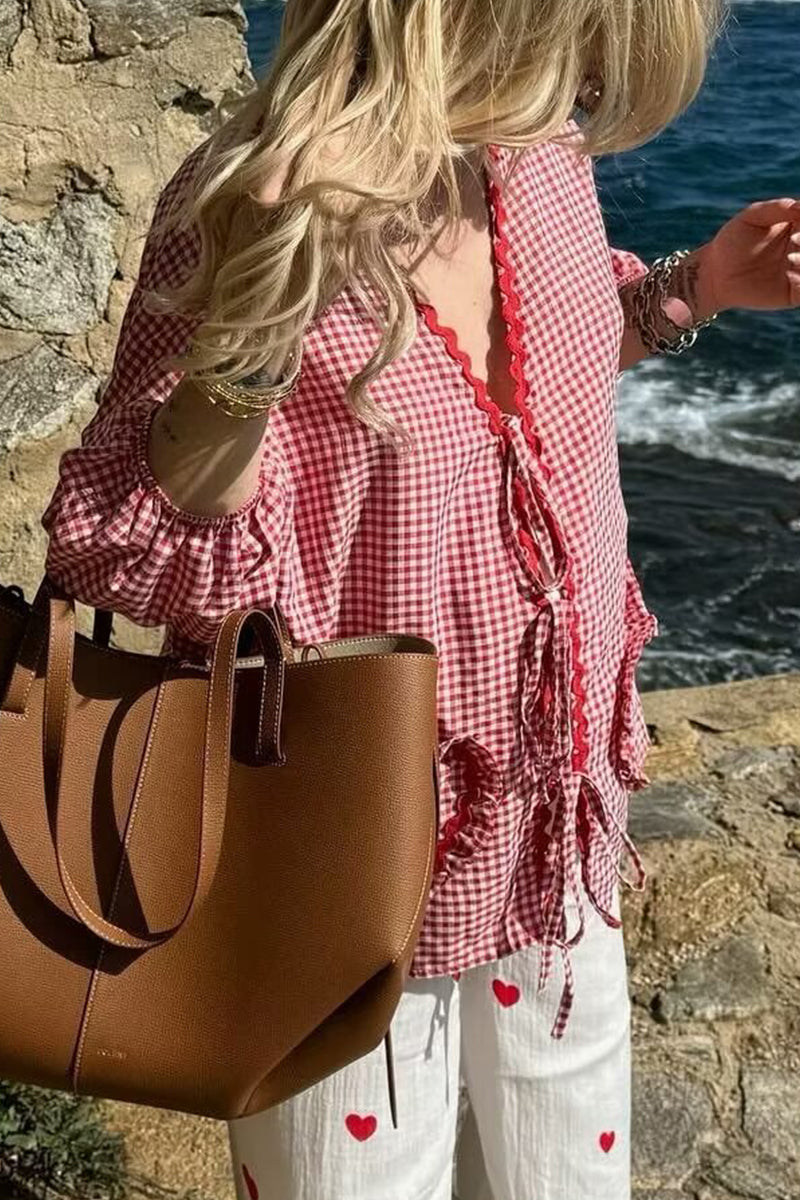 Beautifully Crafted Top in a Classic Style