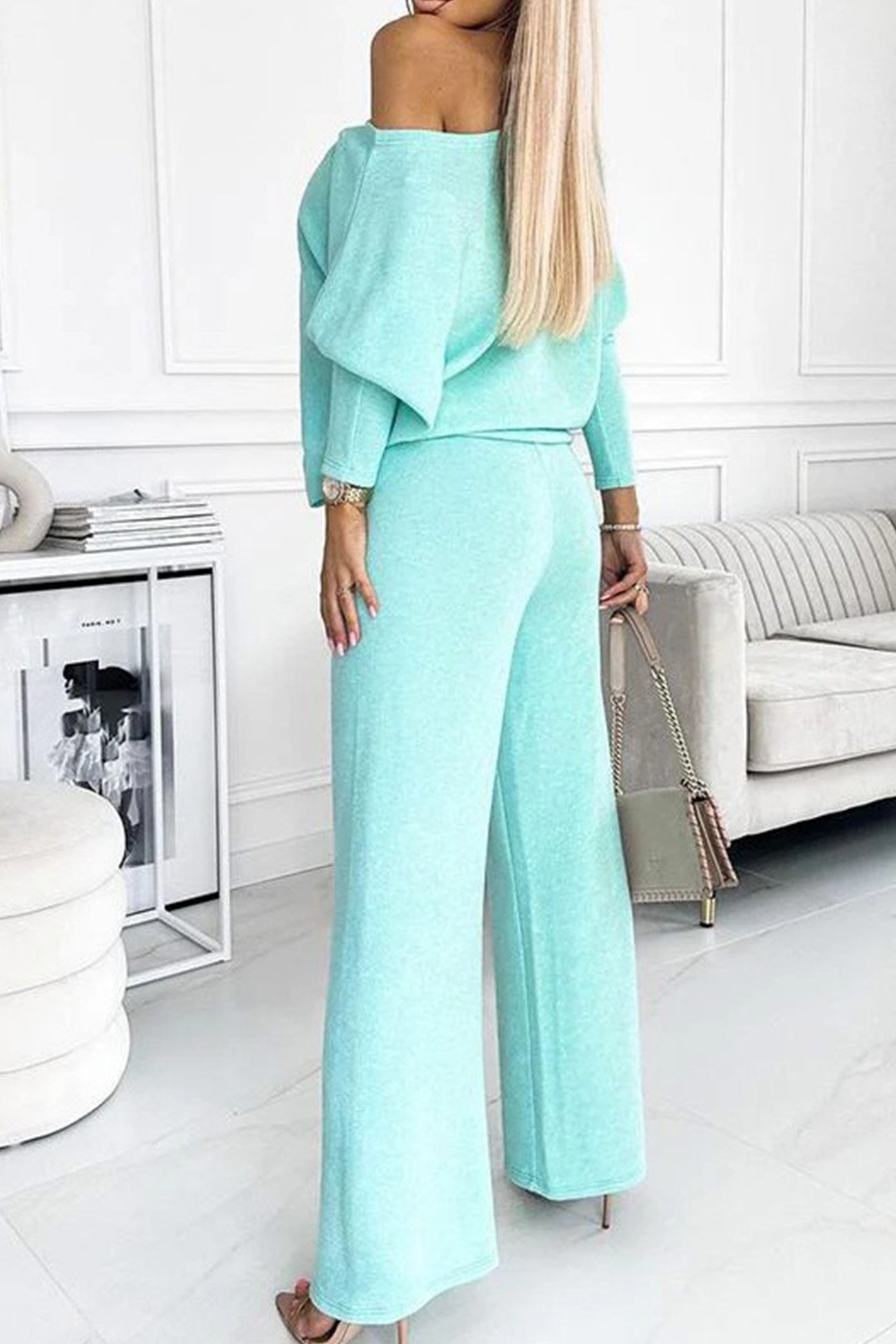 Beautifully Crafted Pullover in a Classic Style
