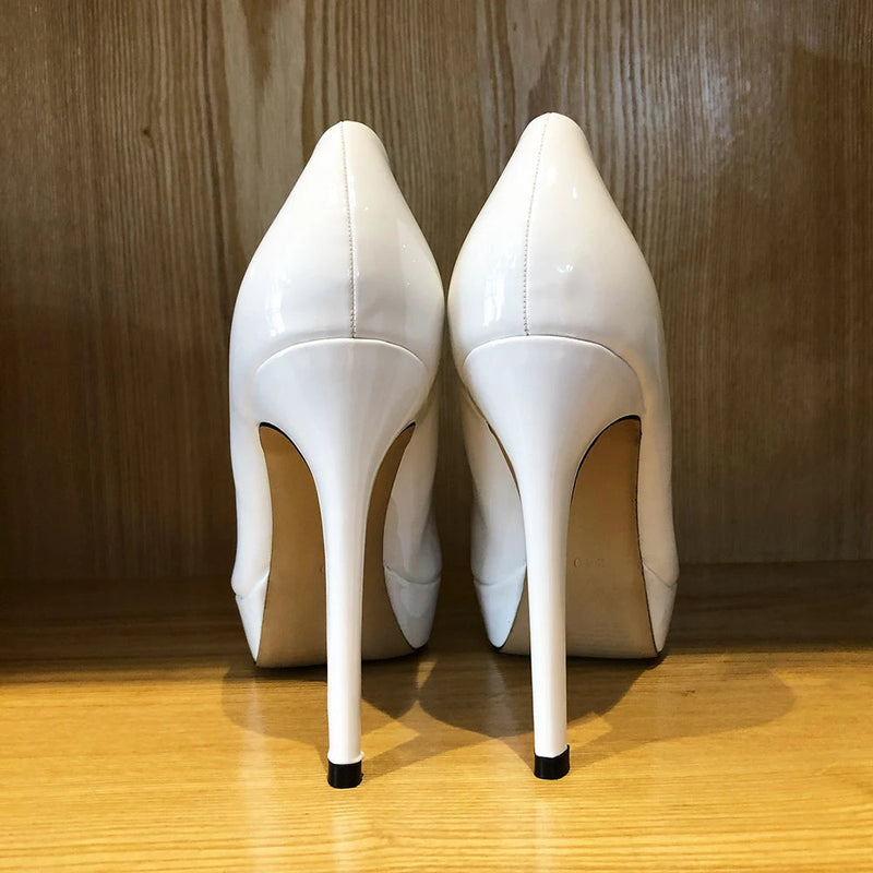 Well Tailored Heels with a Graceful Silhouette