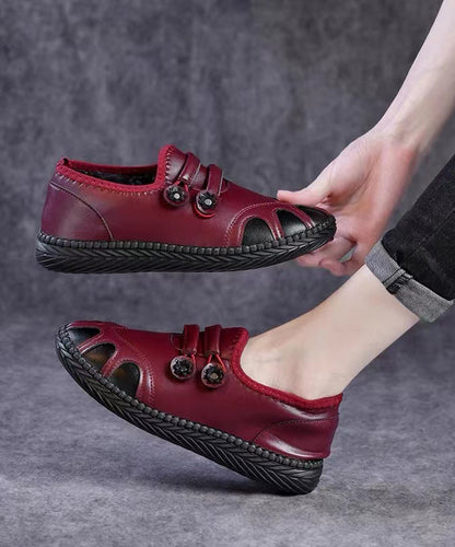 Effortlessly Elegant Shoes with a Timeless Design