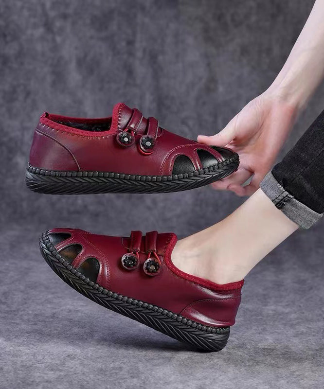 Effortlessly Elegant Shoes with a Timeless Design